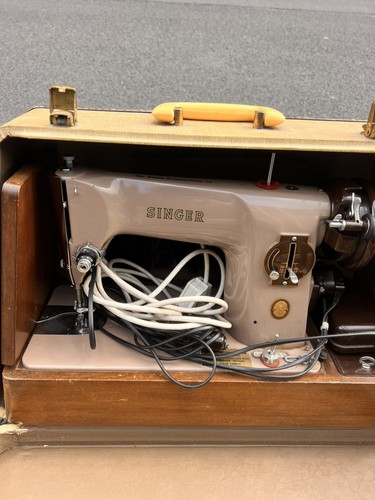 Vintage retro singer sewing - vintage,