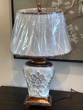 Embossed decrative table lamp