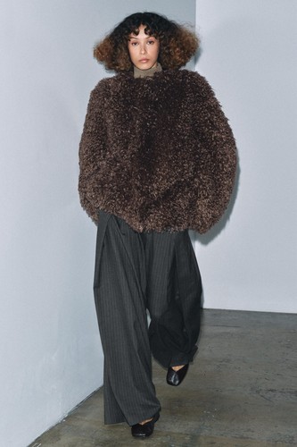 Zara sold out faux - sold, mongolian