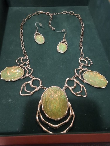 Vintage iridescent faceted - vintage,