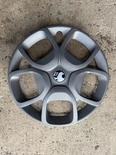 Vauxhall vivaro wheel - 17”,