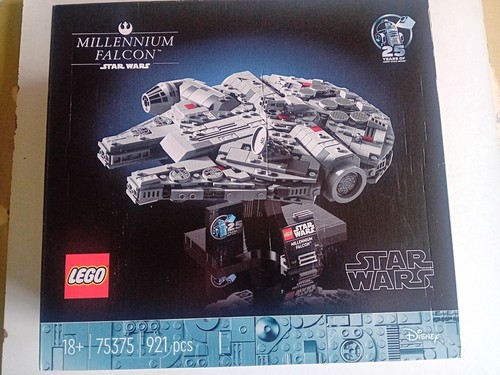 Star wars millenium falcon - wars,