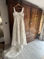 Stunning Sottero And Midgley Size 10 Wedding Dress