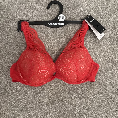 Wonderbra triangle push - triangle, push-up