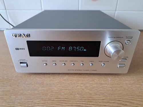 Teac h300 stereo tuner - am/fm,