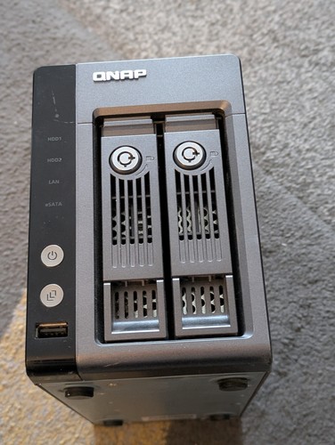 Qnap 219p bay - bay, 2