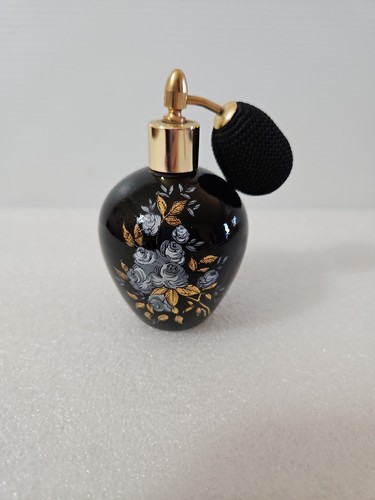 Vintage black glass - gold, &