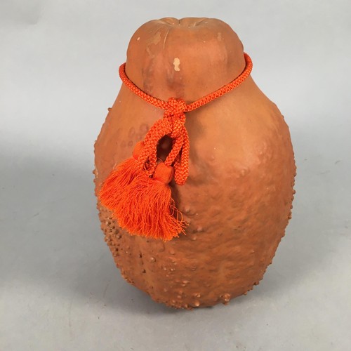 Japanese gourd display vtg - display,