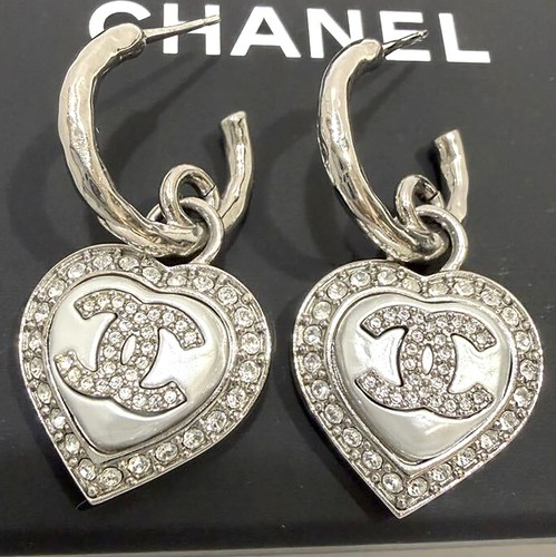 Chanel logos rhinestone - chanel,