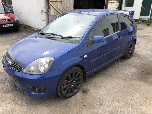 Ford fiesta 150 - 150, blue
