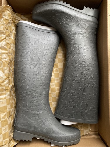 Ugg wiltshire logo - ugg,