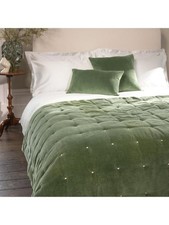 Christy Jaipur Bedspread Decor