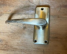 Single Vintage Lever Door