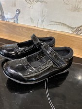 Next Girls Size 9 G black Patent Flat School Smart Shoes 9G