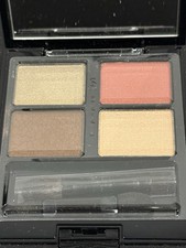 SUQQU BLEND COLOR EYESHADOW