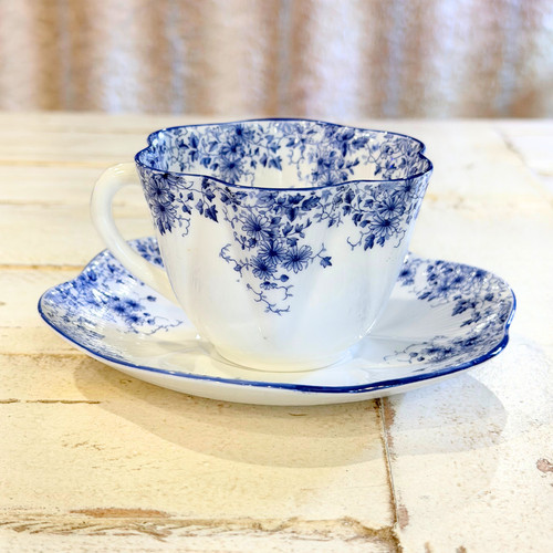 Vintage shelley dainty blue - shelley,