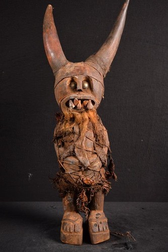 Old african ewe voodoo - an,