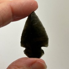 Black Obsidian Rough Cut Arrow