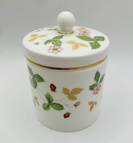 Stunning vintage wedgwood - vintage, wild