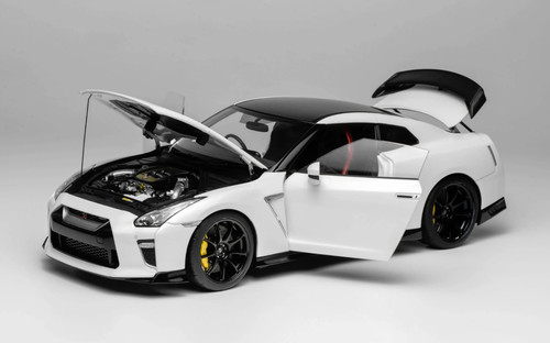 Motorhelix nissan gtr r35 - 1/18,