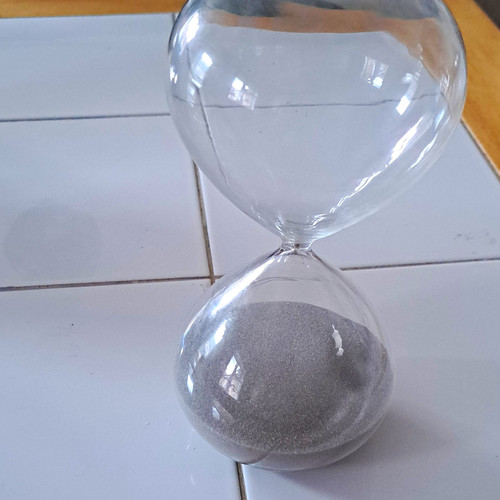 Clear glass analogue hourglass - glass,