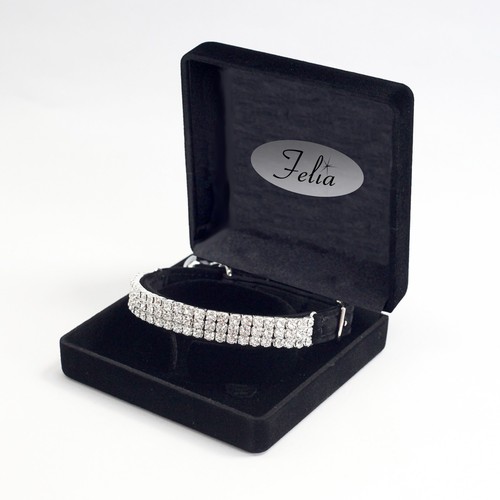 Exclusive velvet jewellery cat - exclusive,