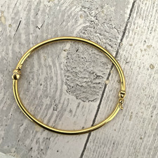 18ct Yellow Gold Hinged Bangle