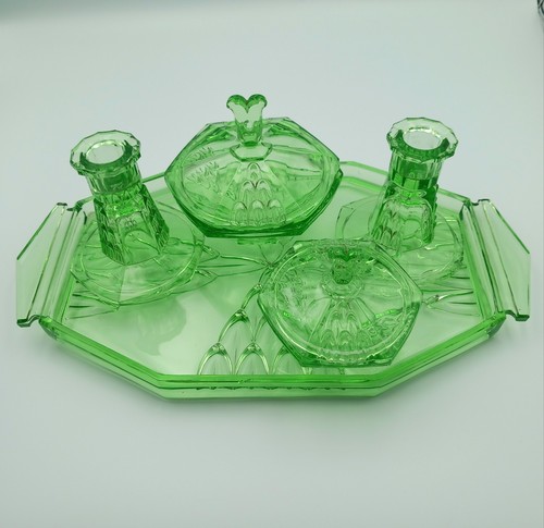 Uranium green glass - art, deco