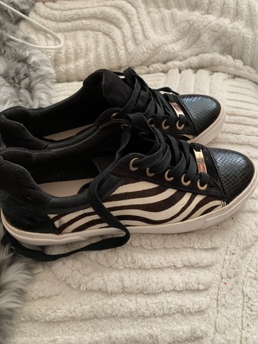 Carvela kurt geiger trainers - carvela,