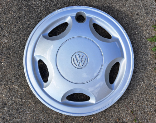 Polo mk2f wheel trim - vw,