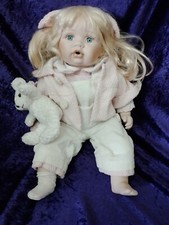 Large Life like size and look