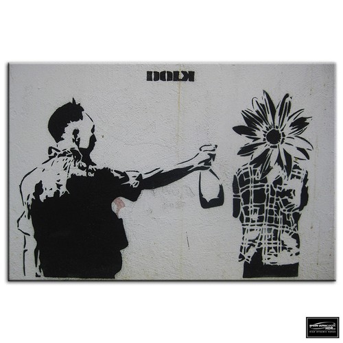 Graffiti pop dolk banksy - dolk,
