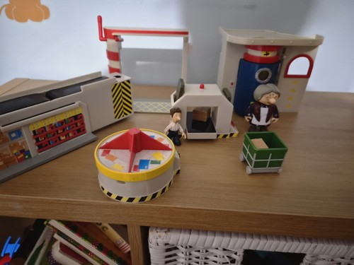 Postman pat sorting office - pat,