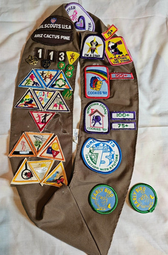 Vintage girl scouts brownies - girl,