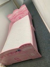 Princess castle toddler bed - castle,