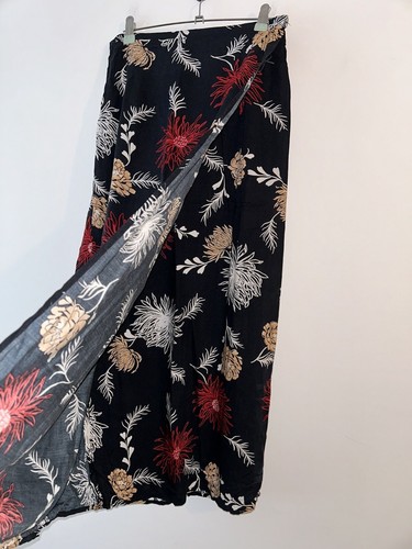 Wrap long black - skirt, floral