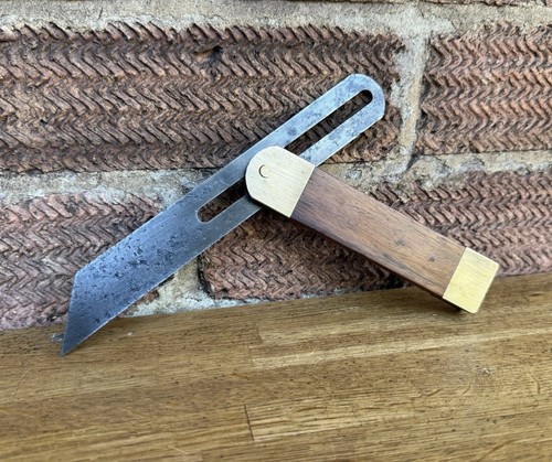 Vintage wood brass - 7.5”, &