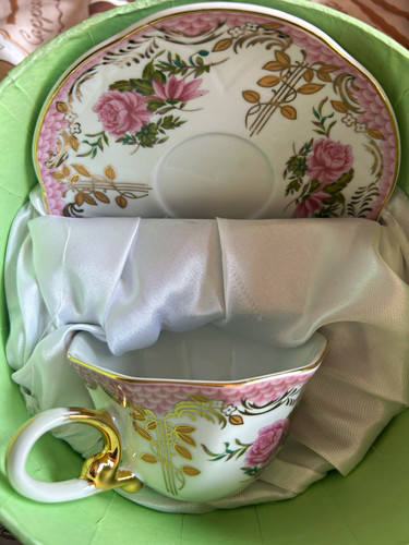 Royal porcelain limoges - t.,
