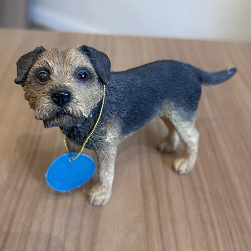 Leonardo painted resin dog - leonardo,
