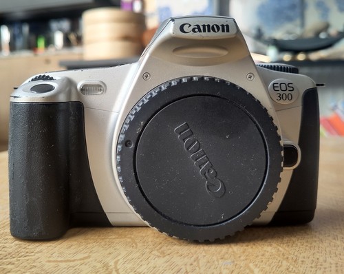Canon eos 300 rebel 2000 - canon,