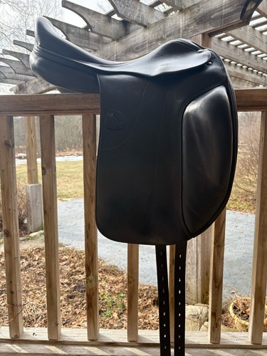 Amerigo vega dressage saddle - vega,