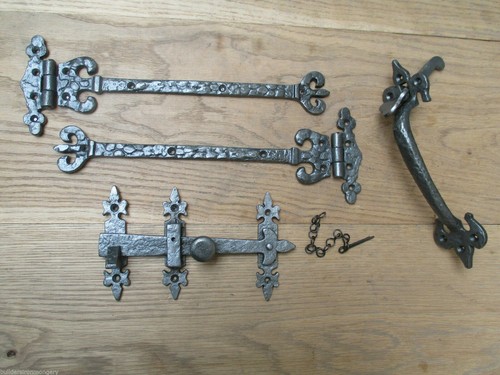 Cast iron coronet - cast, door