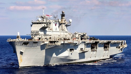 Royal navy landing platform - royal,