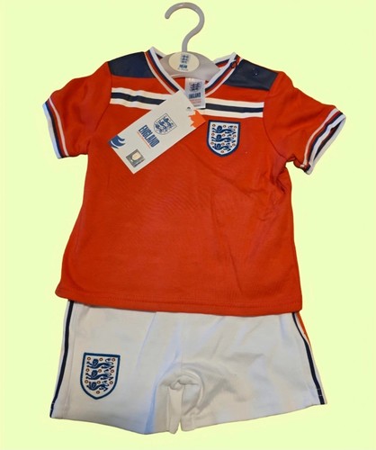 Official england football 1982 - official,