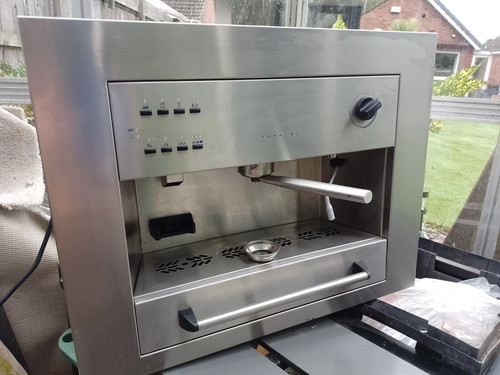 Built coffee machine - built,