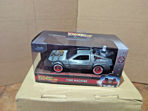 Jada back the future 111 - the,