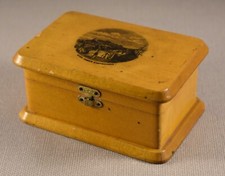 ANTIQUE MAUCHLINE WARE