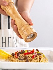 Oak Wooden Manual Pepper