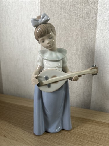 Lladro nao girl with mandolin - girl,
