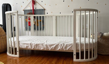 Stokke Sleepi Cot Bed in White with Extension Kit and 3 MattressesFor 0-10years 